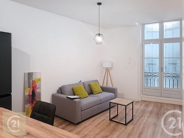 Appartement F2 &agrave; louer - 2 pi&egrave;ces - 39,20 m2 - Beziers - 34 - LANGUEDOC-ROUSSILLON