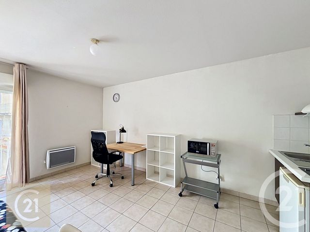 Appartement F1 &agrave; louer - 1 pi&egrave;ce - 26,76 m2 - Beziers - 34 - LANGUEDOC-ROUSSILLON