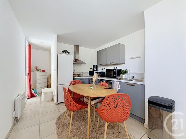 Appartement F3 &agrave; louer - 3 pi&egrave;ces - 57,20 m2 - Beziers - 34 - LANGUEDOC-ROUSSILLON