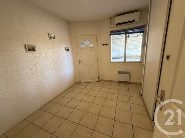 Maison &agrave; louer - 2 pi&egrave;ces - 315 m2 - L Isle Jourdain - 32 - MIDI-PYRENEES
