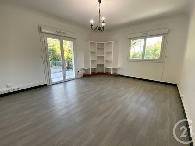 Appartement T4 &agrave; louer - 4 pi&egrave;ces - 89,85 m2 - Pins Justaret - 31 - MIDI-PYRENEES