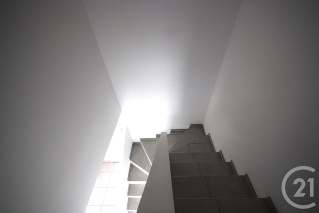 Maison &agrave; louer - 4 pi&egrave;ces - 99,99 m2 - Vernet - 31 - MIDI-PYRENEES