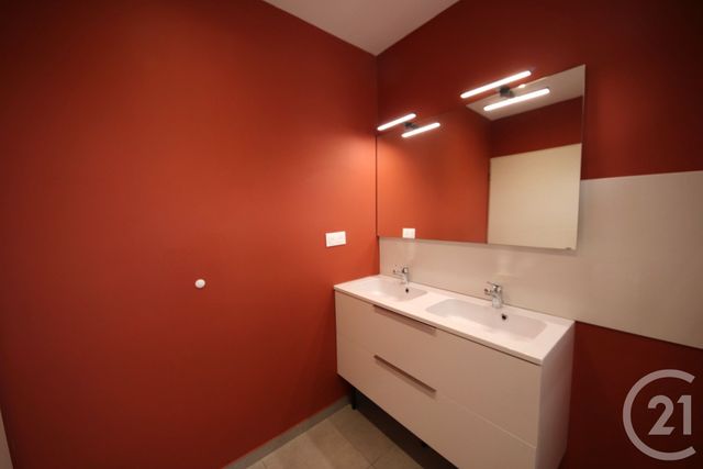 Maison &agrave; louer - 4 pi&egrave;ces - 99,99 m2 - Vernet - 31 - MIDI-PYRENEES