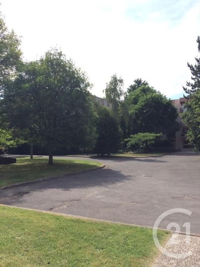 Appartement Studio à vendre - 1 pièce - 27,59 m2 - Gif Sur Yvette - 91 - ILE-DE-FRANCE