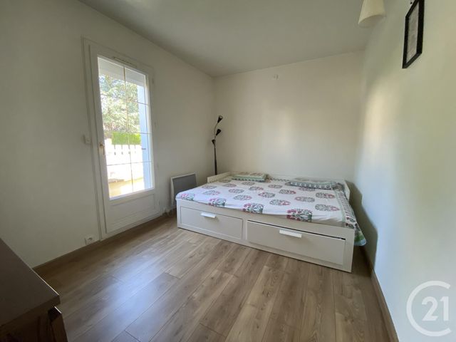 Appartement à louer - 6 pièces - 115 m2 - Bonnelles - 78 - ILE-DE-FRANCE
