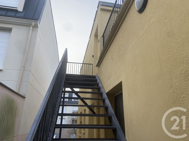 Appartement F1 à louer - 1 pièce - 31,63 m2 - Breuillet - 91 - ILE-DE-FRANCE