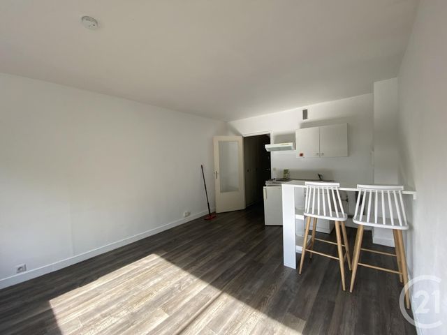 Appartement F1 &agrave; louer - 1 pi&egrave;ce - 26,14 m2 - Orsay - 91 - ILE-DE-FRANCE