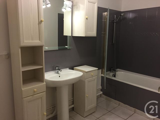 Appartement F2 &agrave; louer - 2 pi&egrave;ces - 59 m2 - Forges Les Bains - 91 - ILE-DE-FRANCE