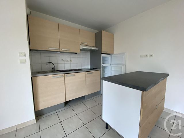 Appartement &agrave; louer - 3 pi&egrave;ces - 59,88 m2 - Dourdan - 91 - ILE-DE-FRANCE