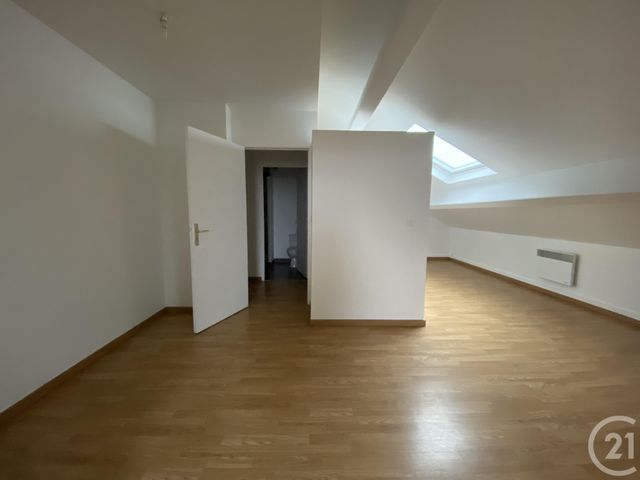 Appartement &agrave; louer - 2 pi&egrave;ces - 37,67 m2 - Breuillet - 91 - ILE-DE-FRANCE