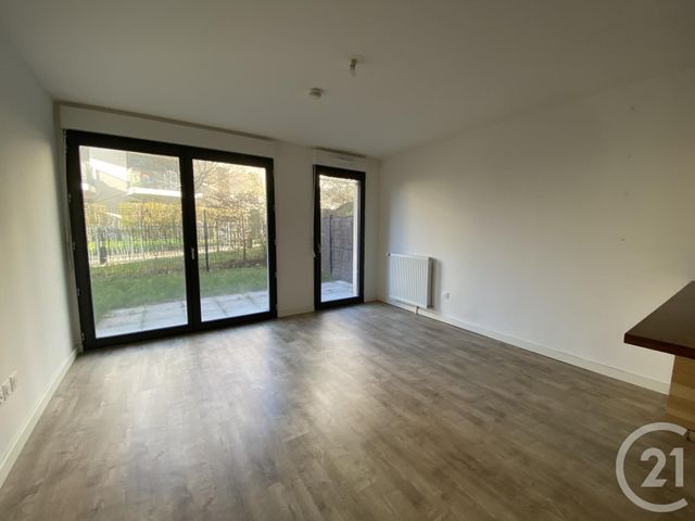 Appartement &agrave; louer - 2 pi&egrave;ces - 41,10 m2 - St Arnoult En Yvelines - 78 - ILE-DE-FRANCE