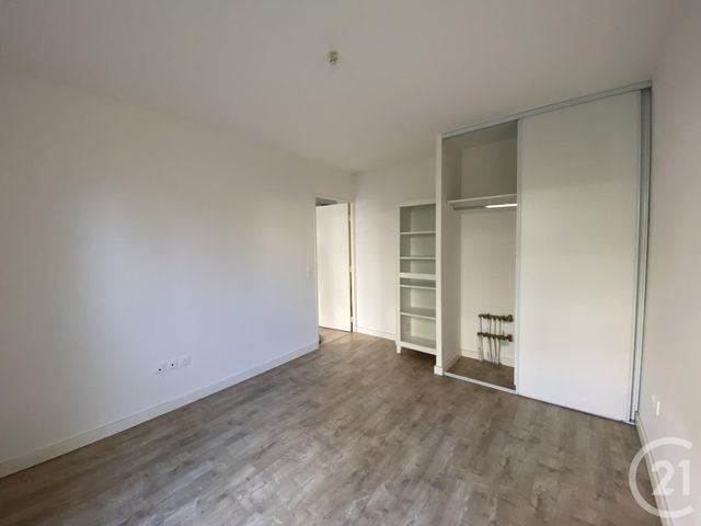 Appartement &agrave; louer - 2 pi&egrave;ces - 41,10 m2 - St Arnoult En Yvelines - 78 - ILE-DE-FRANCE