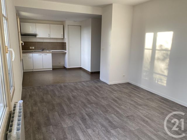 Appartement Studio &agrave; louer - 1 pi&egrave;ce - 31,64 m2 - St Arnoult En Yvelines - 78 - ILE-DE-FRANCE