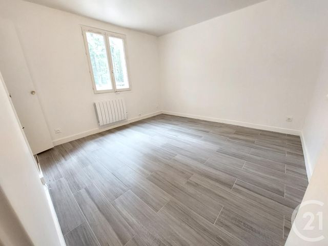 Appartement F3 &agrave; louer - 3 pi&egrave;ces - 71,12 m2 - Bullion - 78 - ILE-DE-FRANCE