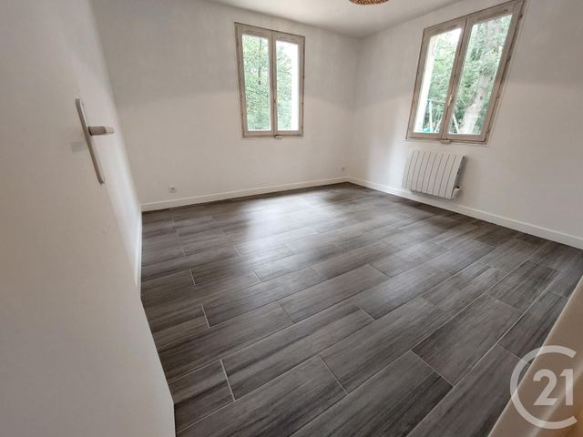 Appartement F3 &agrave; louer - 3 pi&egrave;ces - 71,12 m2 - Bullion - 78 - ILE-DE-FRANCE