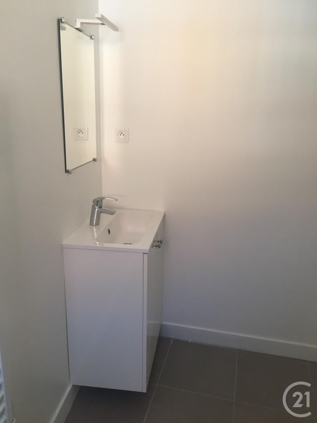 Appartement F3 &agrave; louer - 3 pi&egrave;ces - 70,94 m2 - Les Molieres - 91 - ILE-DE-FRANCE