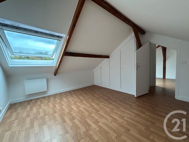 Appartement Duplex &agrave; louer - 3 pi&egrave;ces - 44,47 m2 - Limours - 91 - ILE-DE-FRANCE
