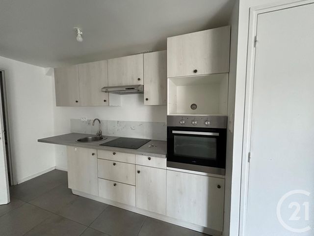 Appartement Duplex &agrave; louer - 3 pi&egrave;ces - 45,07 m2 - Bullion - 78 - ILE-DE-FRANCE