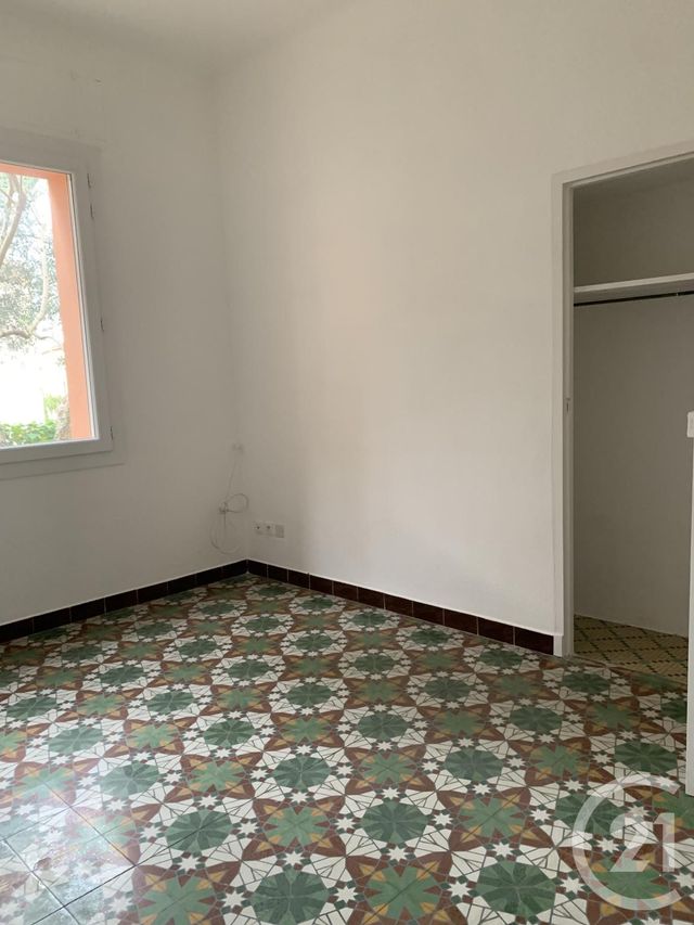 Maison &agrave; louer - 3 pi&egrave;ces - 90 m2 - Tressan - 34 - LANGUEDOC-ROUSSILLON