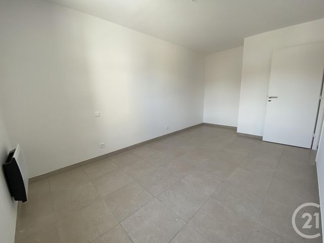 Appartement T3 à vendre - 3 pièces - 67,80 m2 - Clermont L Herault - 34 - LANGUEDOC-ROUSSILLON