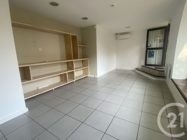 Appartement Local à louer - 1 pièce - 25 m2 - Clermont L Herault - 34 - LANGUEDOC-ROUSSILLON