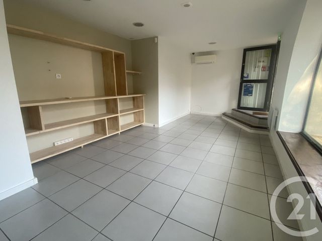 Appartement Local à louer - 1 pièce - 25 m2 - Clermont L Herault - 34 - LANGUEDOC-ROUSSILLON
