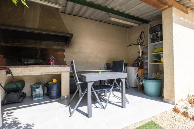 Appartement T4 à vendre - 5 pièces - 101,56 m2 - St Andre De Sangonis - 34 - LANGUEDOC-ROUSSILLON