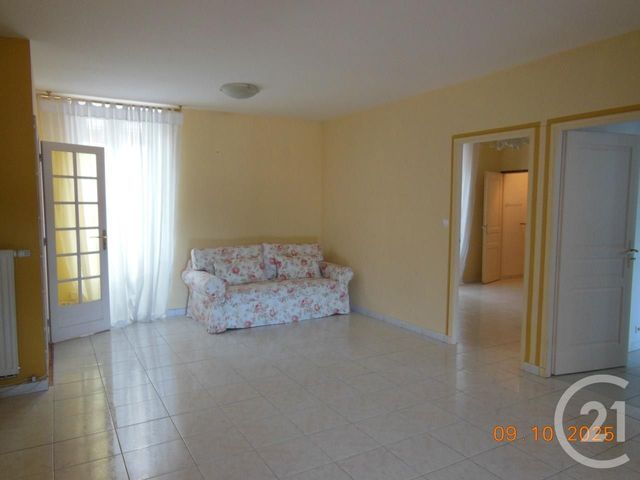 Appartement F4 &agrave; louer - 4 pi&egrave;ces - 100 m2 - Lodeve - 34 - LANGUEDOC-ROUSSILLON