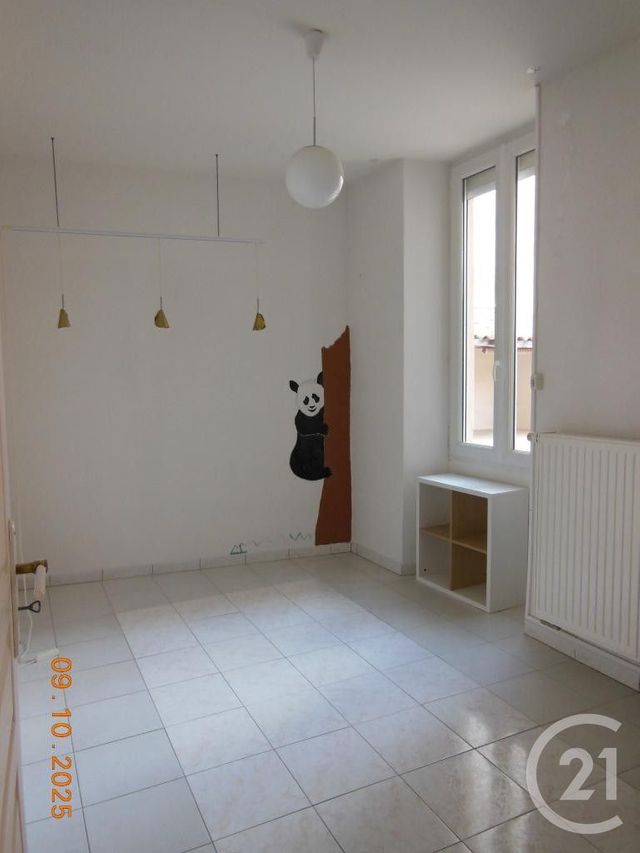 Appartement F4 &agrave; louer - 4 pi&egrave;ces - 100 m2 - Lodeve - 34 - LANGUEDOC-ROUSSILLON