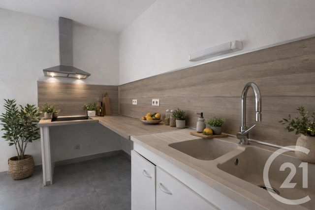 Appartement F3 &agrave; louer - 3 pi&egrave;ces - 40 m2 - Bedarieux - 34 - LANGUEDOC-ROUSSILLON