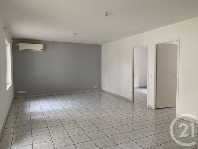 Maison &agrave; louer - 3 pi&egrave;ces - 63,87 m2 - Adissan - 34 - LANGUEDOC-ROUSSILLON