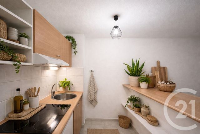 Appartement &agrave; louer - 2 pi&egrave;ces - 31,18 m2 - Clermont L Herault - 34 - LANGUEDOC-ROUSSILLON