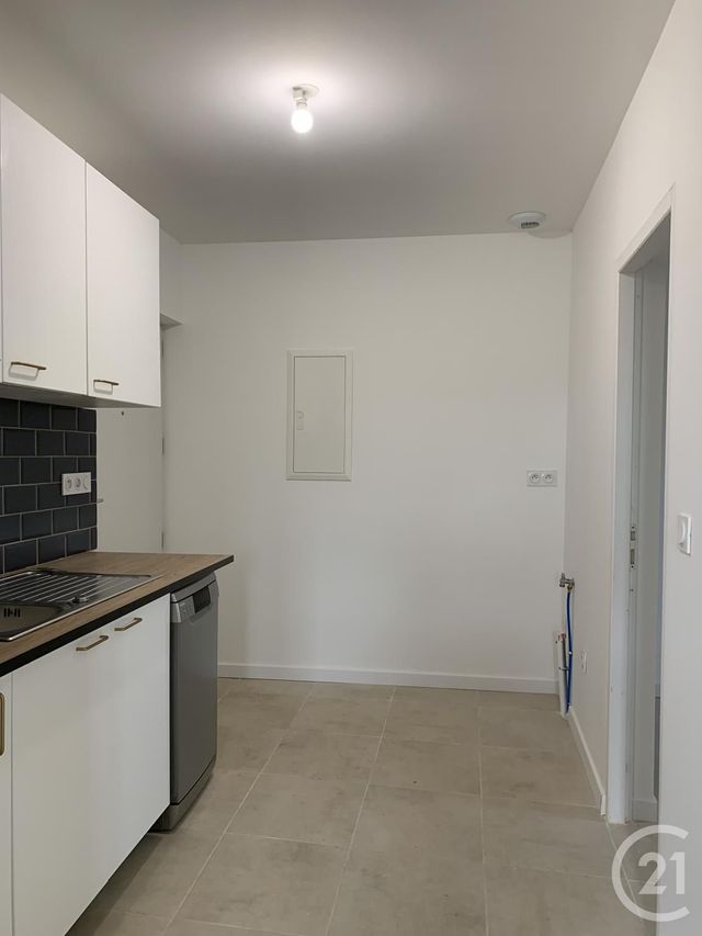 Appartement F3 &agrave; louer - 3 pi&egrave;ces - 47,15 m2 - Cabrieres - 34 - LANGUEDOC-ROUSSILLON