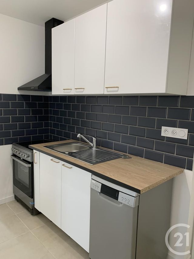 Appartement F3 &agrave; louer - 3 pi&egrave;ces - 47,15 m2 - Cabrieres - 34 - LANGUEDOC-ROUSSILLON