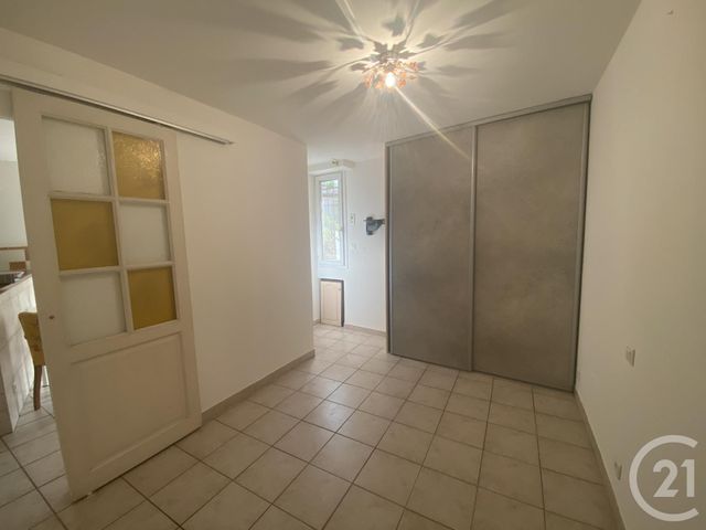 Appartement F2 &agrave; louer - 2 pi&egrave;ces - 35,36 m2 - Le Pouget - 34 - LANGUEDOC-ROUSSILLON