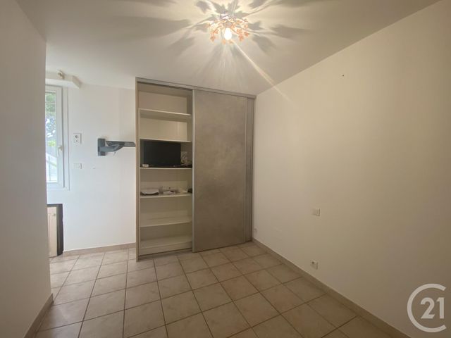 Appartement F2 &agrave; louer - 2 pi&egrave;ces - 35,36 m2 - Le Pouget - 34 - LANGUEDOC-ROUSSILLON