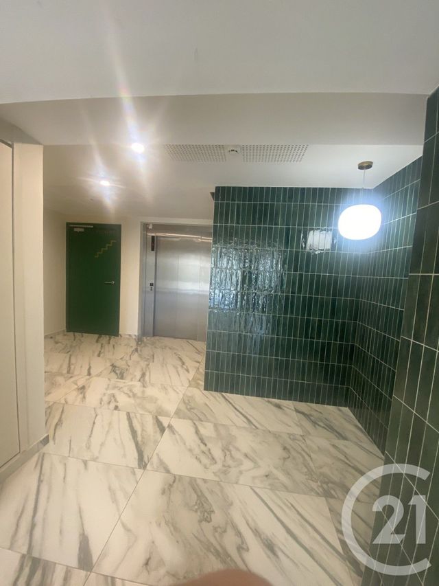 Appartement F2 &agrave; louer - 2 pi&egrave;ces - 45,30 m2 - Clermont L Herault - 34 - LANGUEDOC-ROUSSILLON