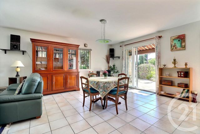 Maison à vendre - 4 pièces - 152,38 m2 - Frejus - 83 - PROVENCE-ALPES-COTE-D-AZUR