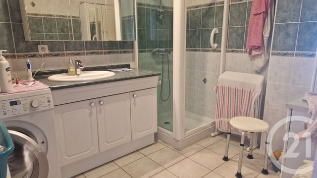 Appartement F4 &agrave; vendre - 4 pi&egrave;ces - 124 m2 - Frejus - 83 - PROVENCE-ALPES-COTE-D-AZUR