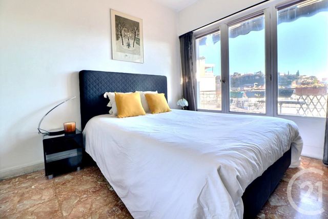 Appartement T3 à vendre - 3 pièces - 52,83 m2 - St Raphael - 83 - PROVENCE-ALPES-COTE-D-AZUR