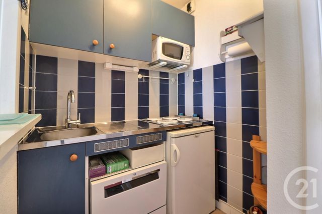 Appartement Studio Cabine &agrave; vendre - 1 pi&egrave;ce - 27 m2 - Frejus - 83 - PROVENCE-ALPES-COTE-D-AZUR