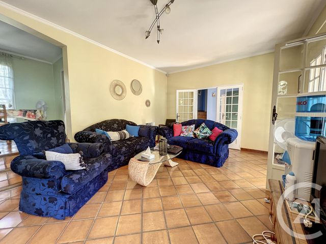 Maison à vendre - 6 pièces - 155 m2 - Frejus - 83 - PROVENCE-ALPES-COTE-D-AZUR