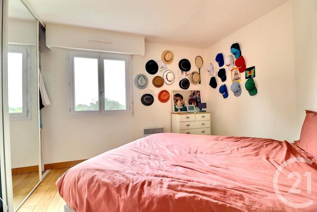 Appartement T2 à vendre - 2 pièces - 49,10 m2 - St Raphael - 83 - PROVENCE-ALPES-COTE-D-AZUR