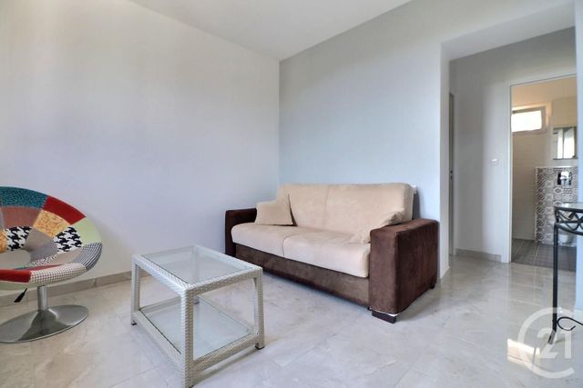 Maison &agrave; vendre - 4 pi&egrave;ces - 77 m2 - St Raphael - 83 - PROVENCE-ALPES-COTE-D-AZUR