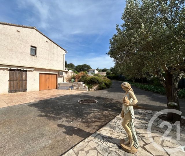 Maison à vendre - 4 pièces - 147,75 m2 - Roquebrune Sur Argens - 83 - PROVENCE-ALPES-COTE-D-AZUR