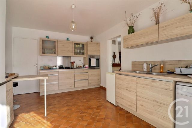 Maison à vendre - 6 pièces - 122,84 m2 - Roquebrune Sur Argens - 83 - PROVENCE-ALPES-COTE-D-AZUR