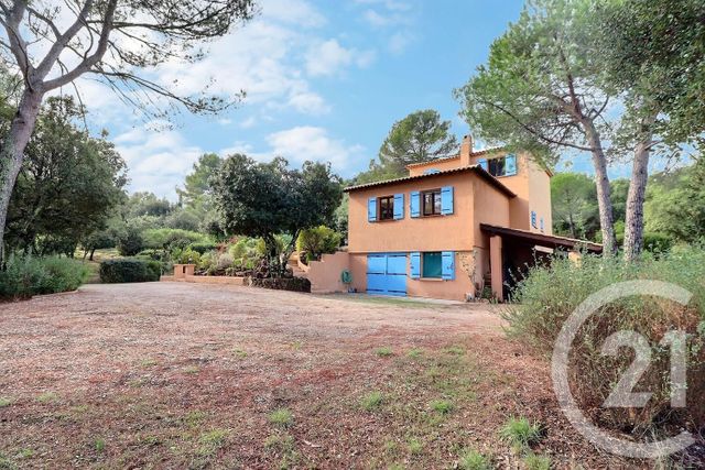 Maison à vendre - 6 pièces - 122,84 m2 - Roquebrune Sur Argens - 83 - PROVENCE-ALPES-COTE-D-AZUR