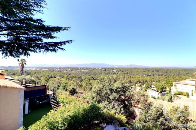 Maison à vendre - 8 pièces - 148 m2 - Frejus - 83 - PROVENCE-ALPES-COTE-D-AZUR