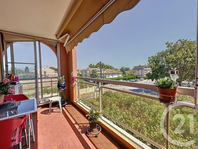 Appartement T2 à vendre - 2 pièces - 47,53 m2 - Frejus - 83 - PROVENCE-ALPES-COTE-D-AZUR