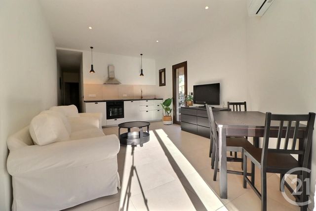 Appartement T3 &agrave; vendre - 3 pi&egrave;ces - 50 m2 - Frejus - 83 - PROVENCE-ALPES-COTE-D-AZUR